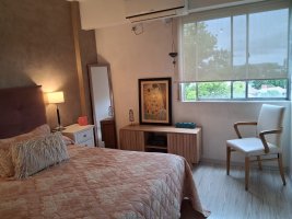 Short-term Rental 2-Room Apartment with Garage in Martinez