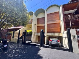 House for sale, 4 rooms, with annex and Florida garden