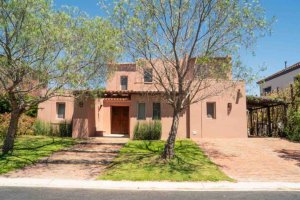 Casa Alq anual a la laguna San Isidro Labrador