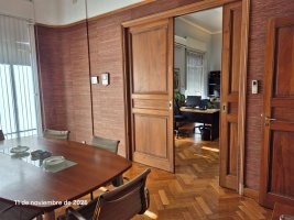 Spacious double unit on Alem Street