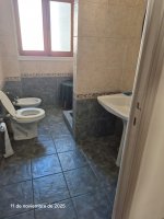 Spacious double unit on Alem Street