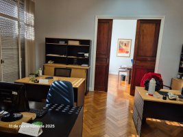 Spacious double unit on Alem Street