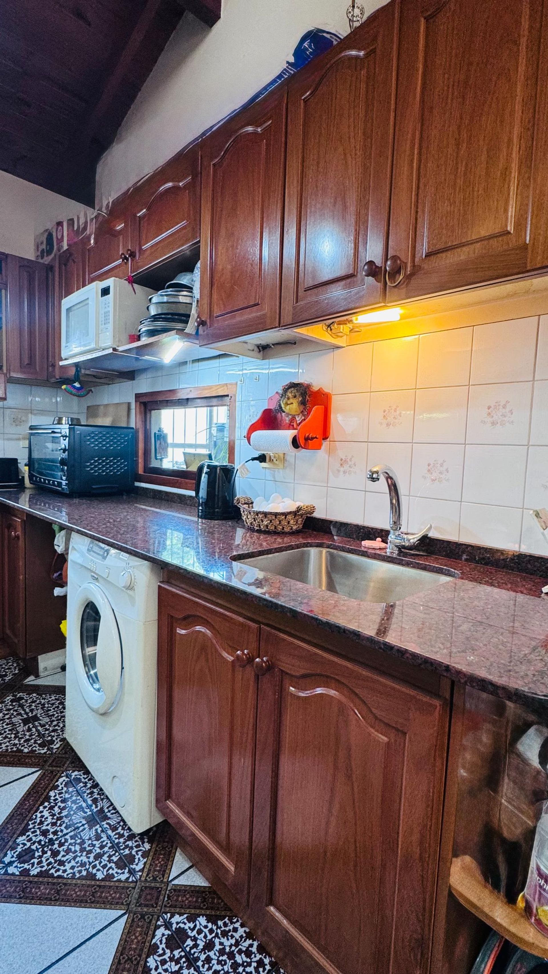 Casa en venta cerca Av. con pileta APTO CREDITO