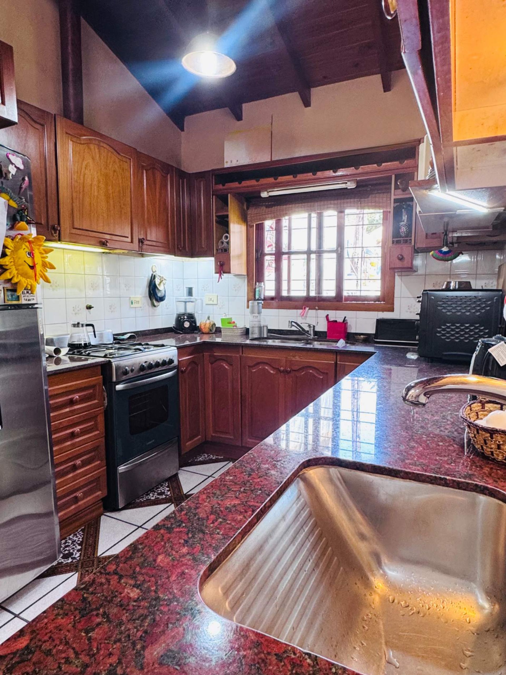 Casa en venta cerca Av. con pileta APTO CREDITO