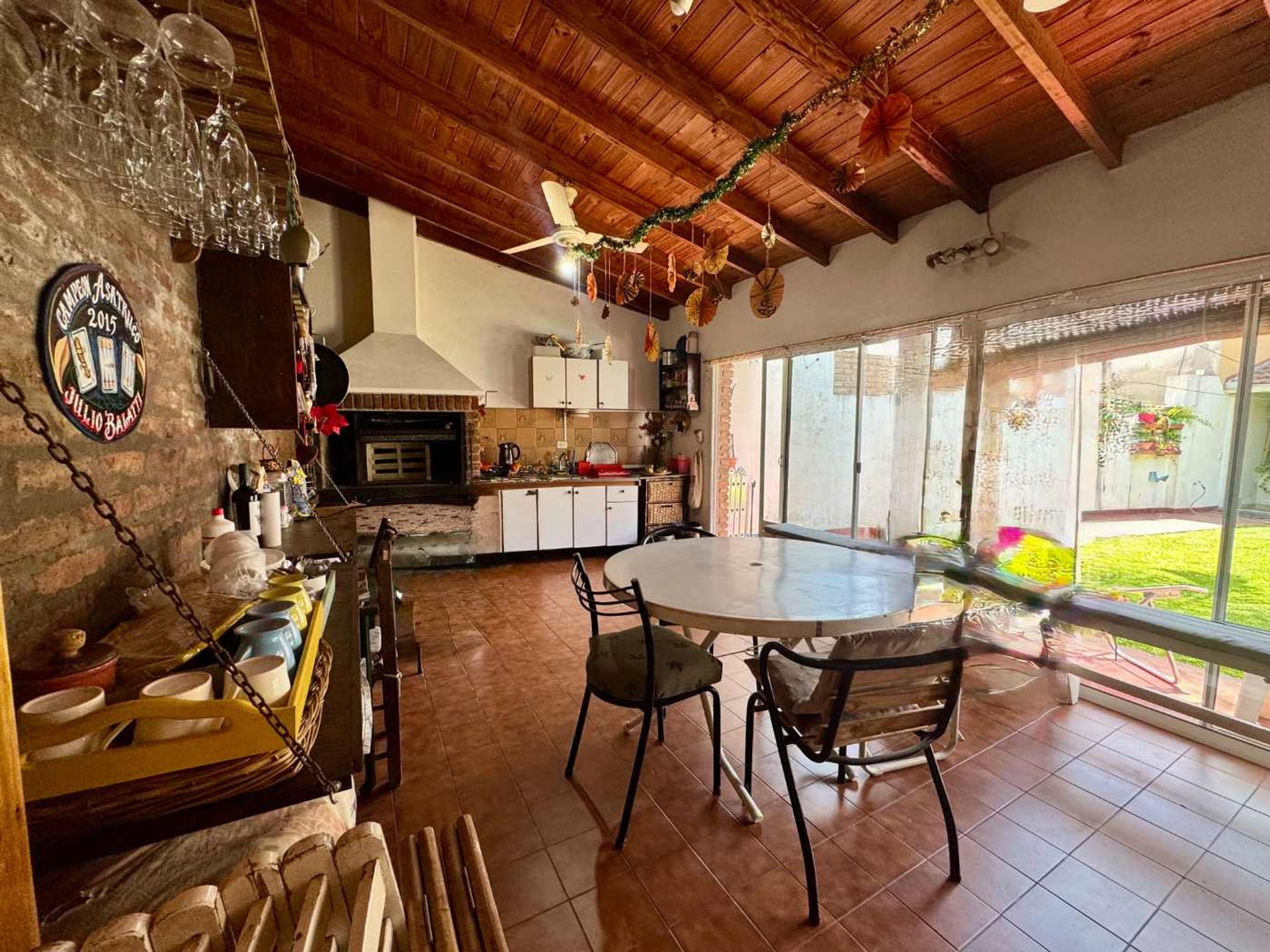Casa en venta cerca Av. con pileta APTO CREDITO