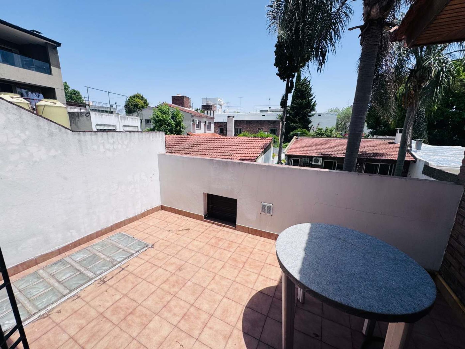 Casa en venta cerca Av. con pileta APTO CREDITO