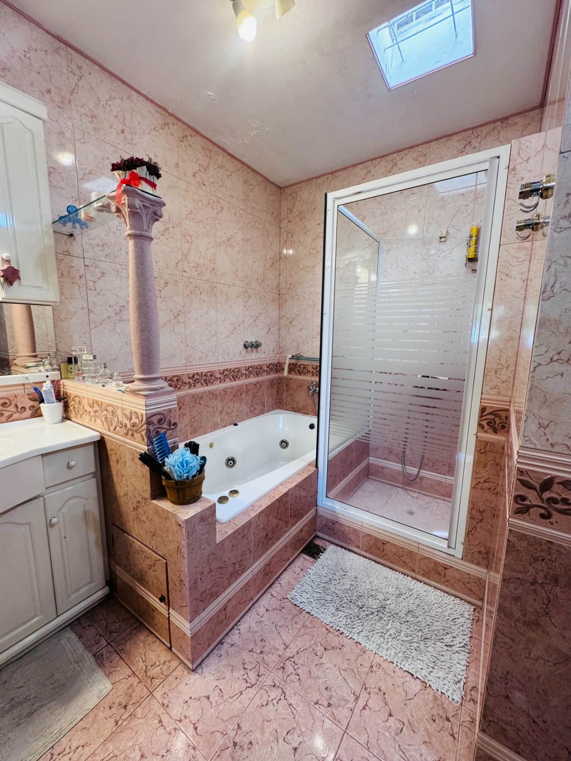 Casa en venta cerca Av. con pileta APTO CREDITO
