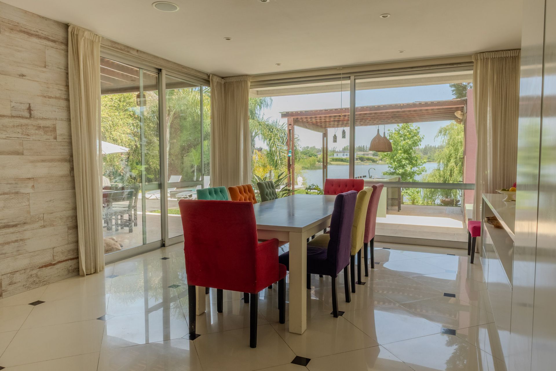 Venta CASA A LAGUNA B° SAN MARCO TIGRE VILLANUEVA