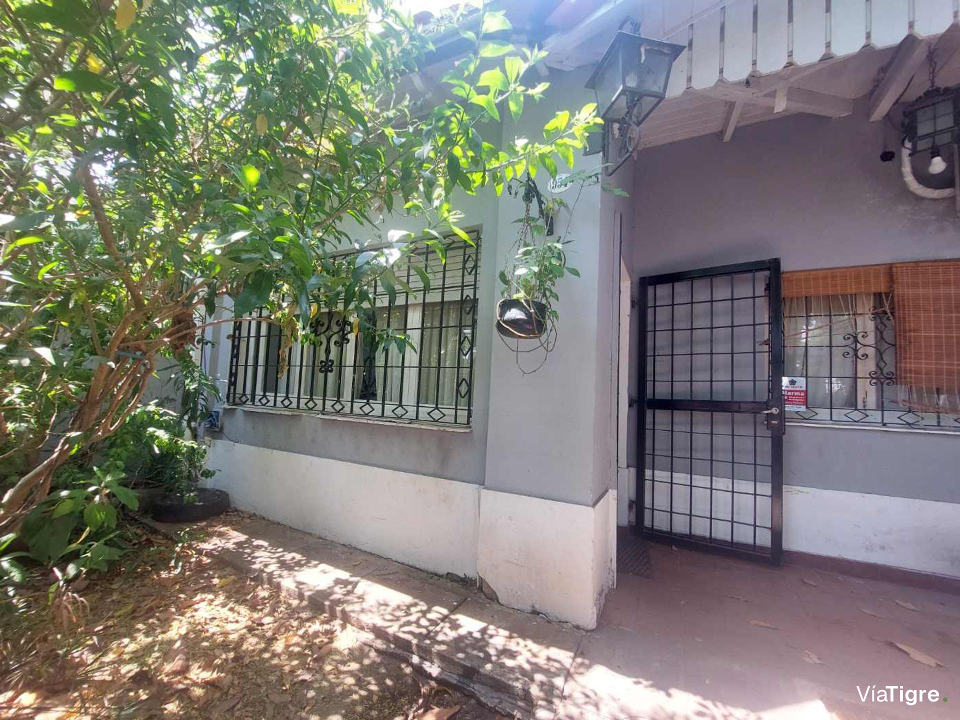Venta casa 4 ambientes Martínez a refaccionar