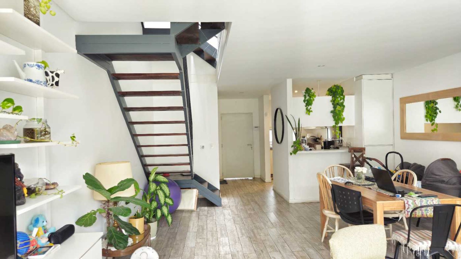VENTA Triplex 2 suites, play, jardin APTO CREDITO