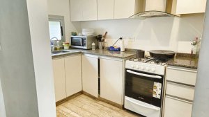 Sale Triplex 2 suites, garden toilet and garage