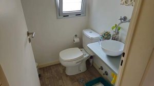 Sale Triplex 2 suites, garden toilet and garage