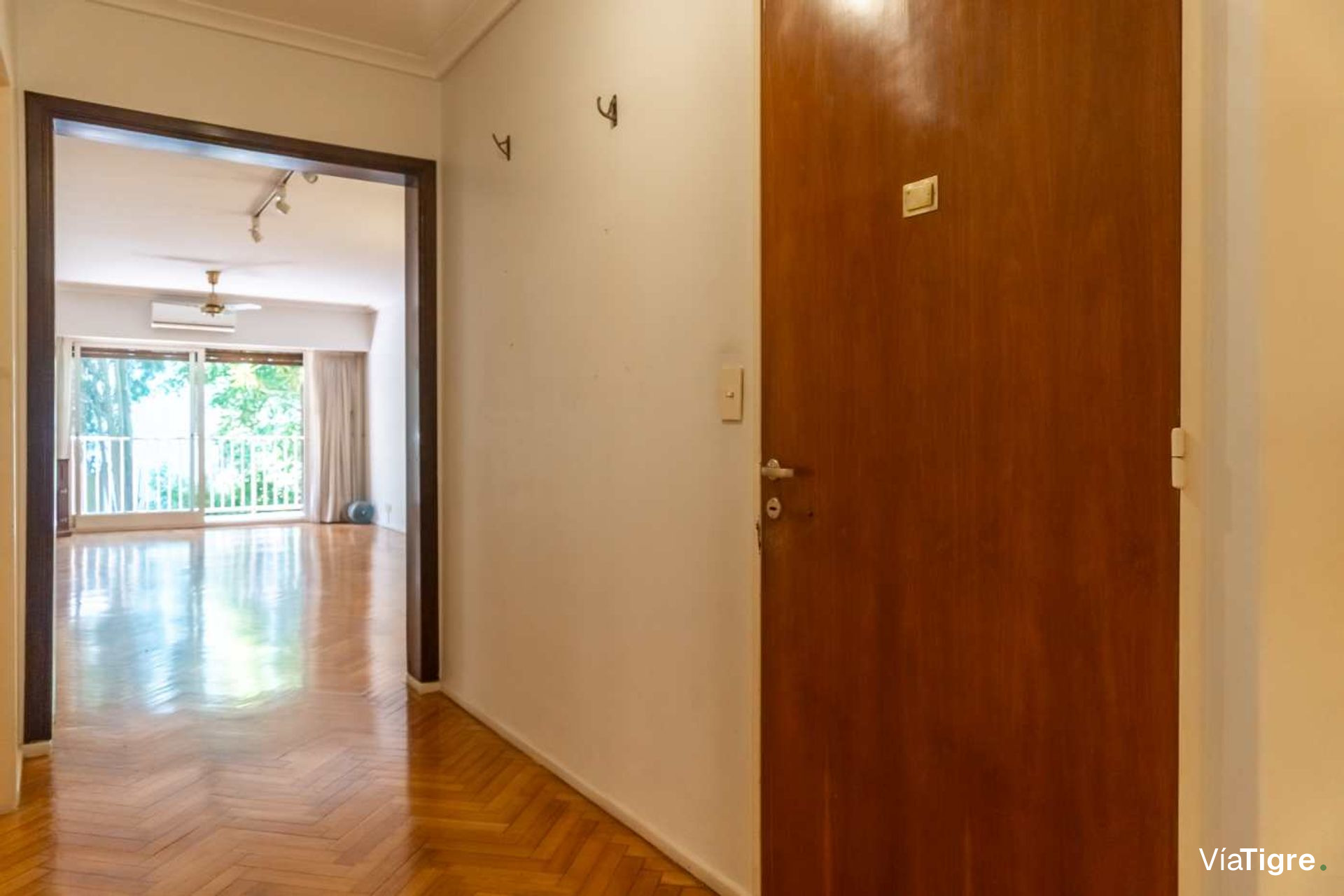 Venta Dto 4 ambientes dependencia cochera baulera