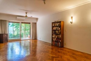 4-room apartment for sale with dependency, garage, storage