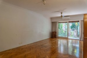 4-room apartment for sale with dependency, garage, storage