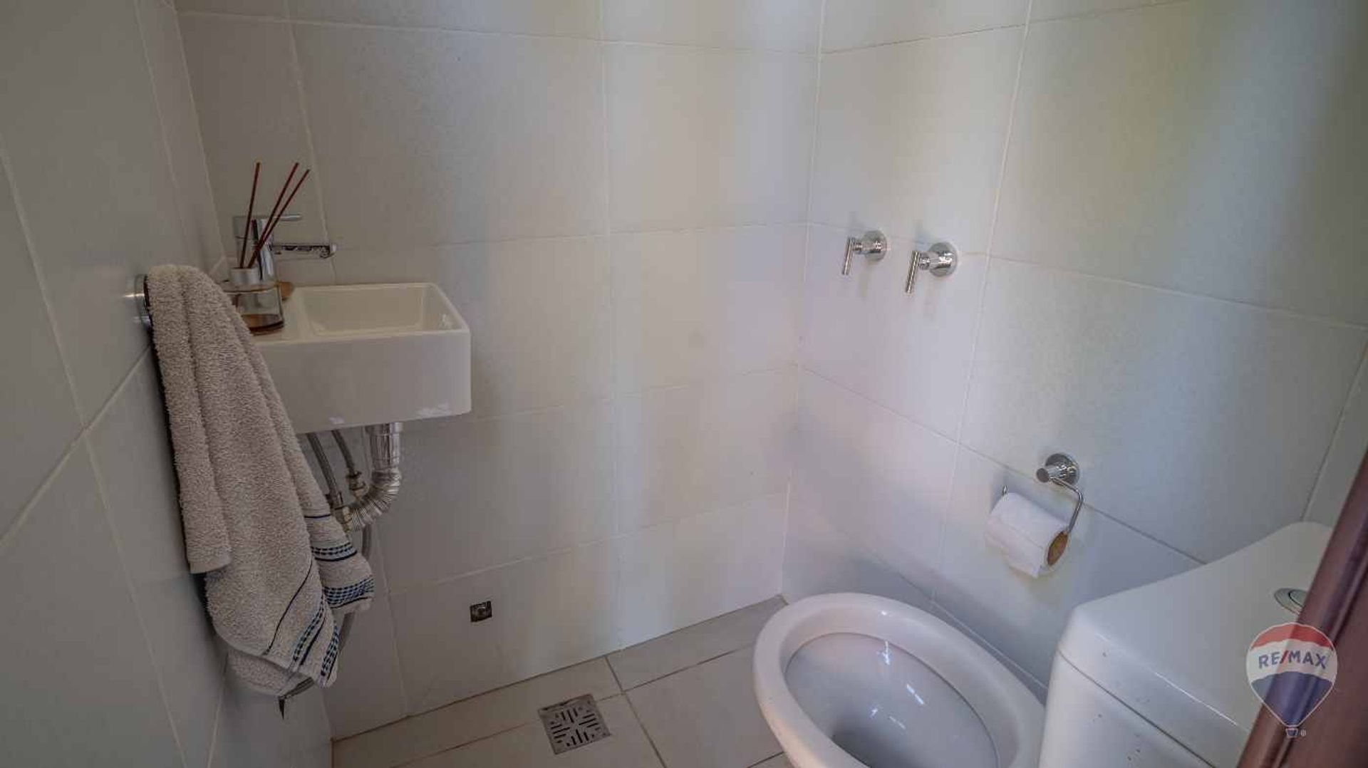 Venta Casa 4 Ambientes San Agustin, Villanueva