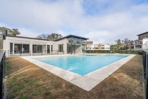 Apartment for Sale: 2 Rooms, Altos de Benavidez