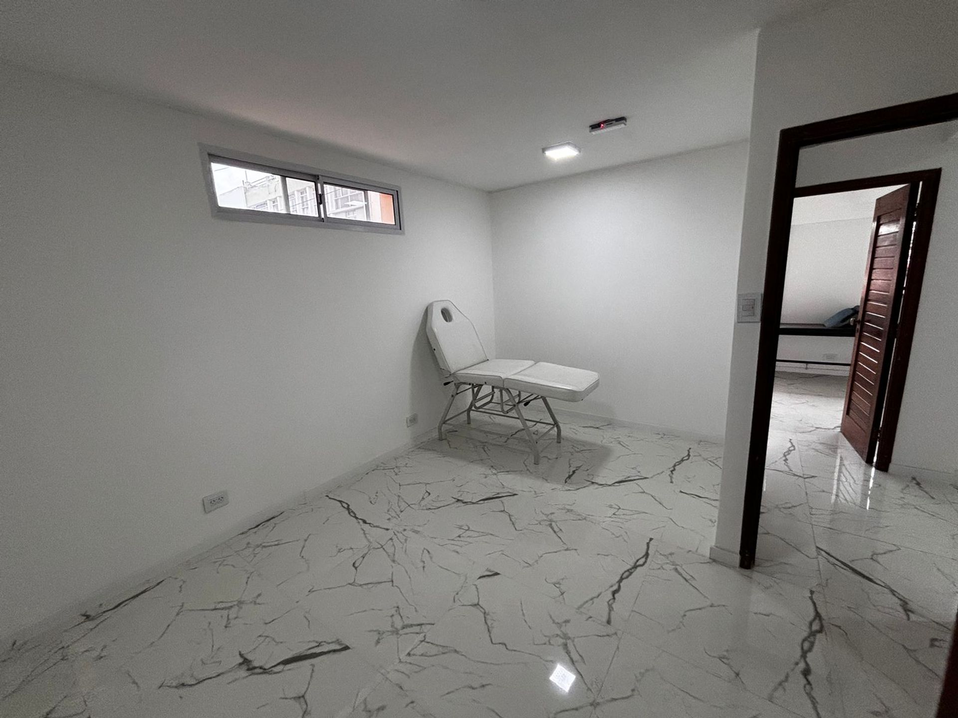 Venta Centro Medico - Consultorios Olivos V. Lopez