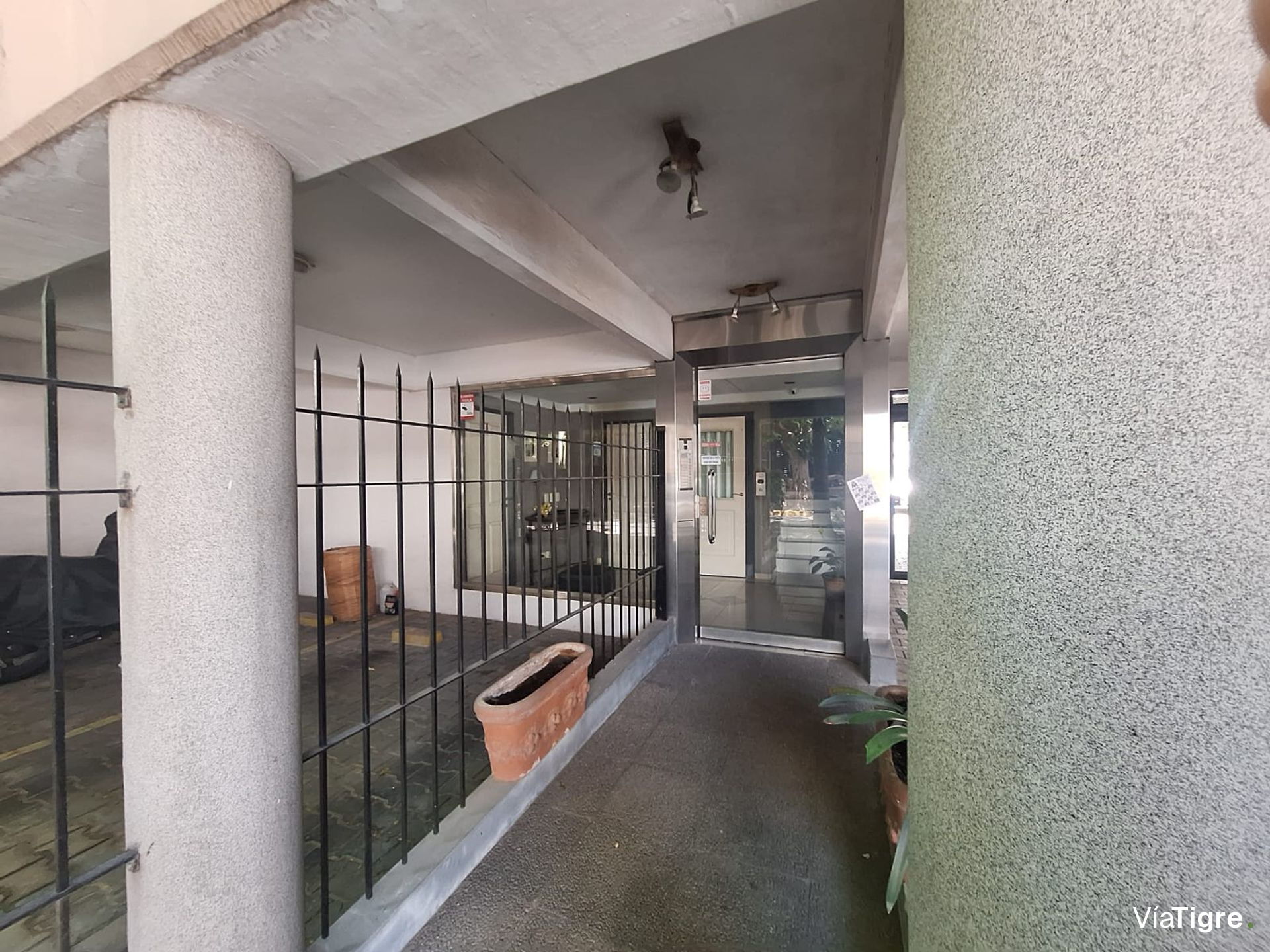 Semipiso 3 amb Martinez cochera VENTA apto crédito
