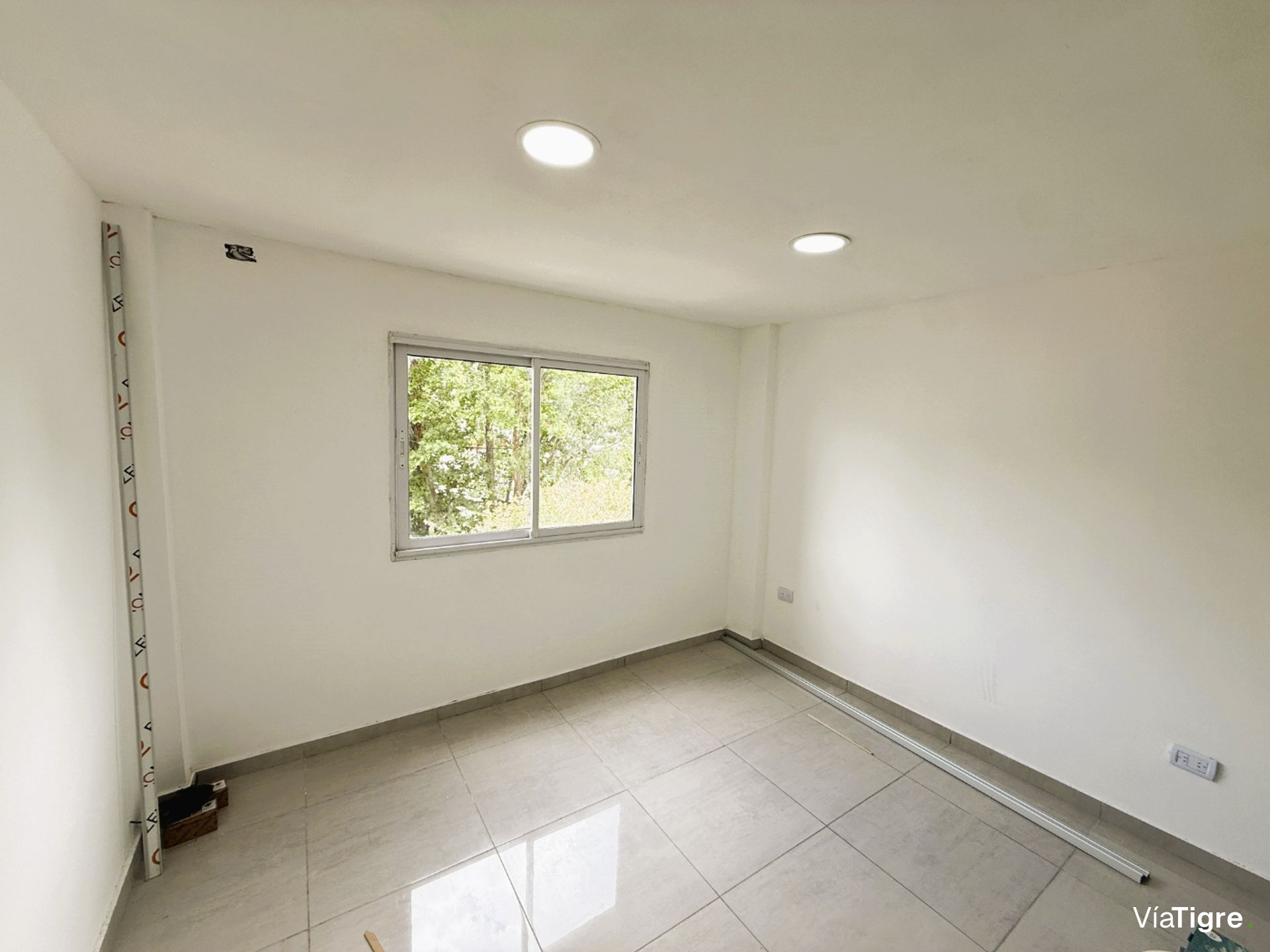 Departamento tres ambientes en venta