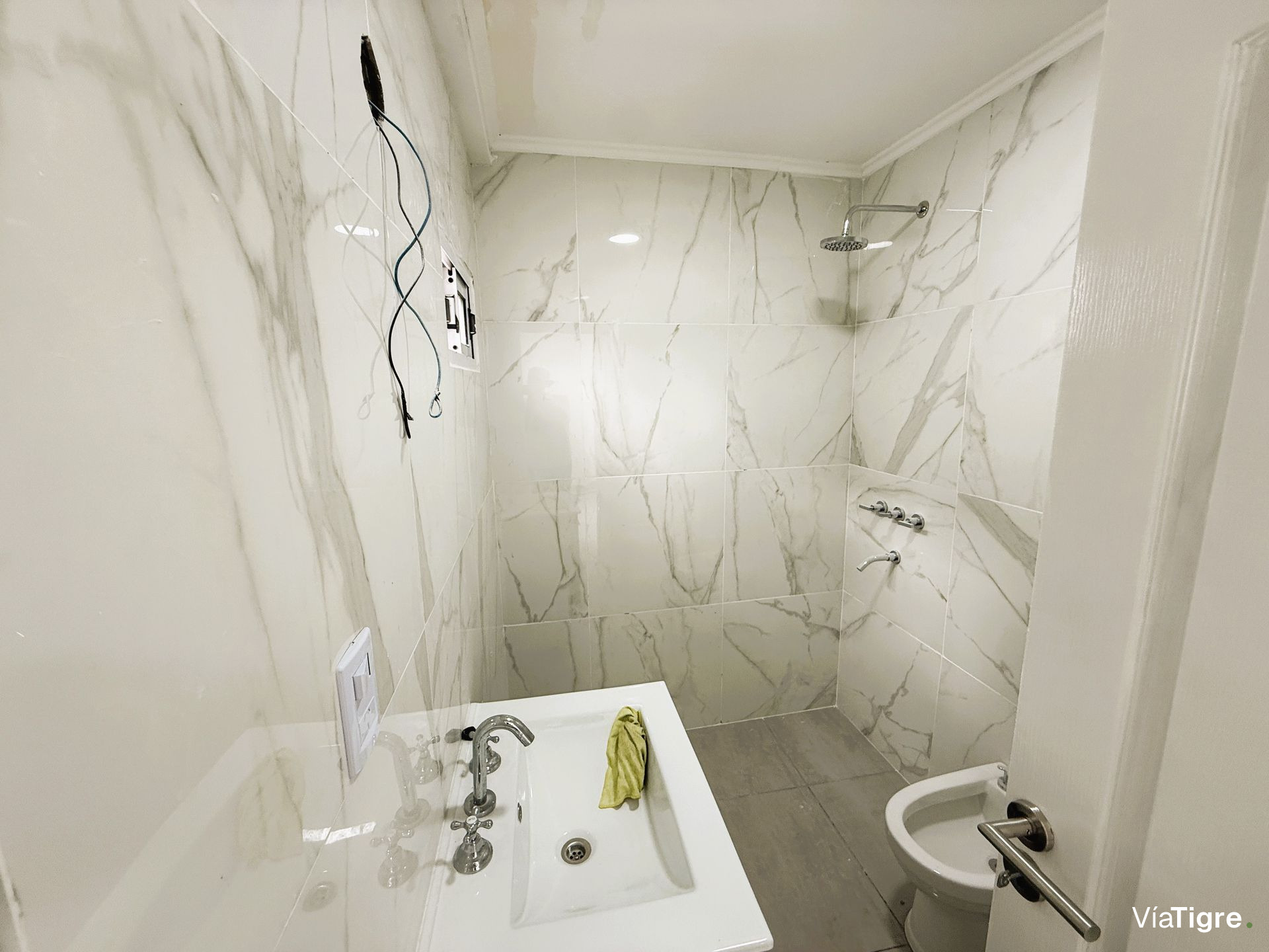 Departamento tres ambientes en venta