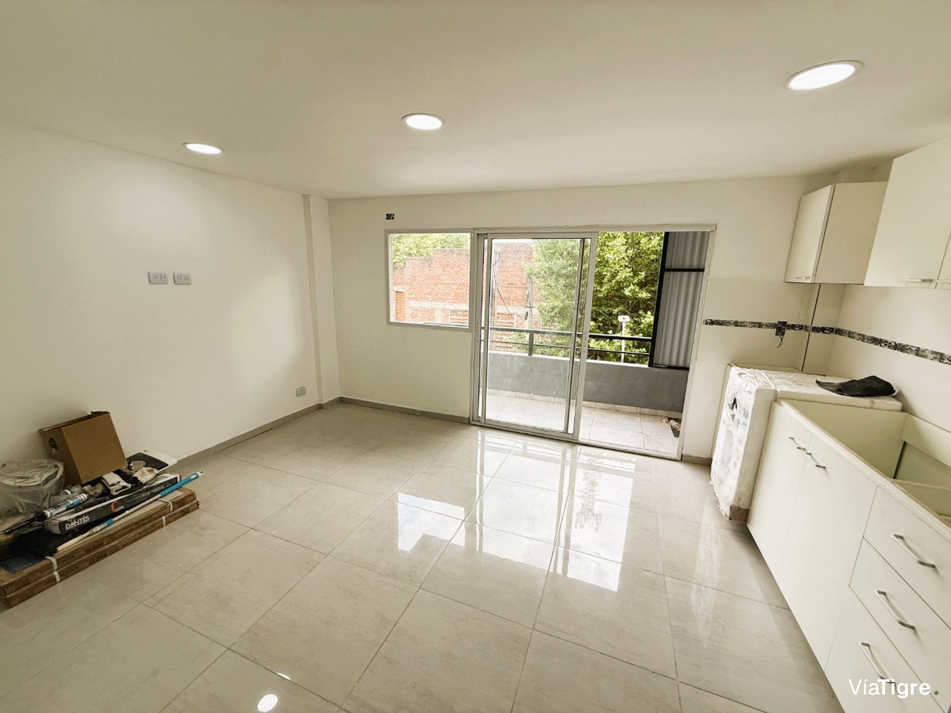 Departamento tres ambientes en venta