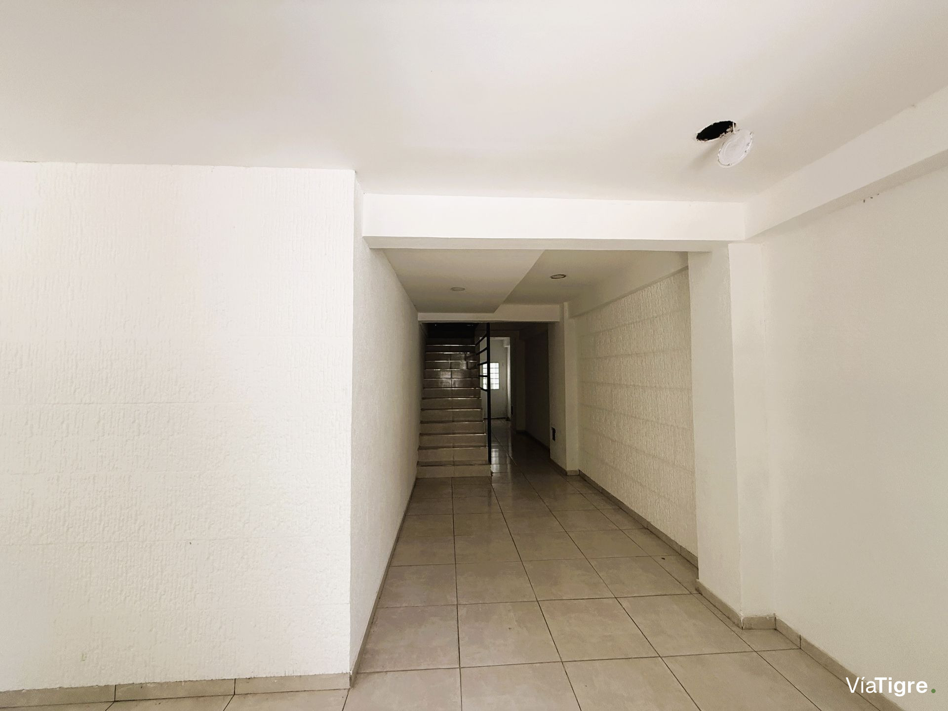 Departamento tres ambientes en venta