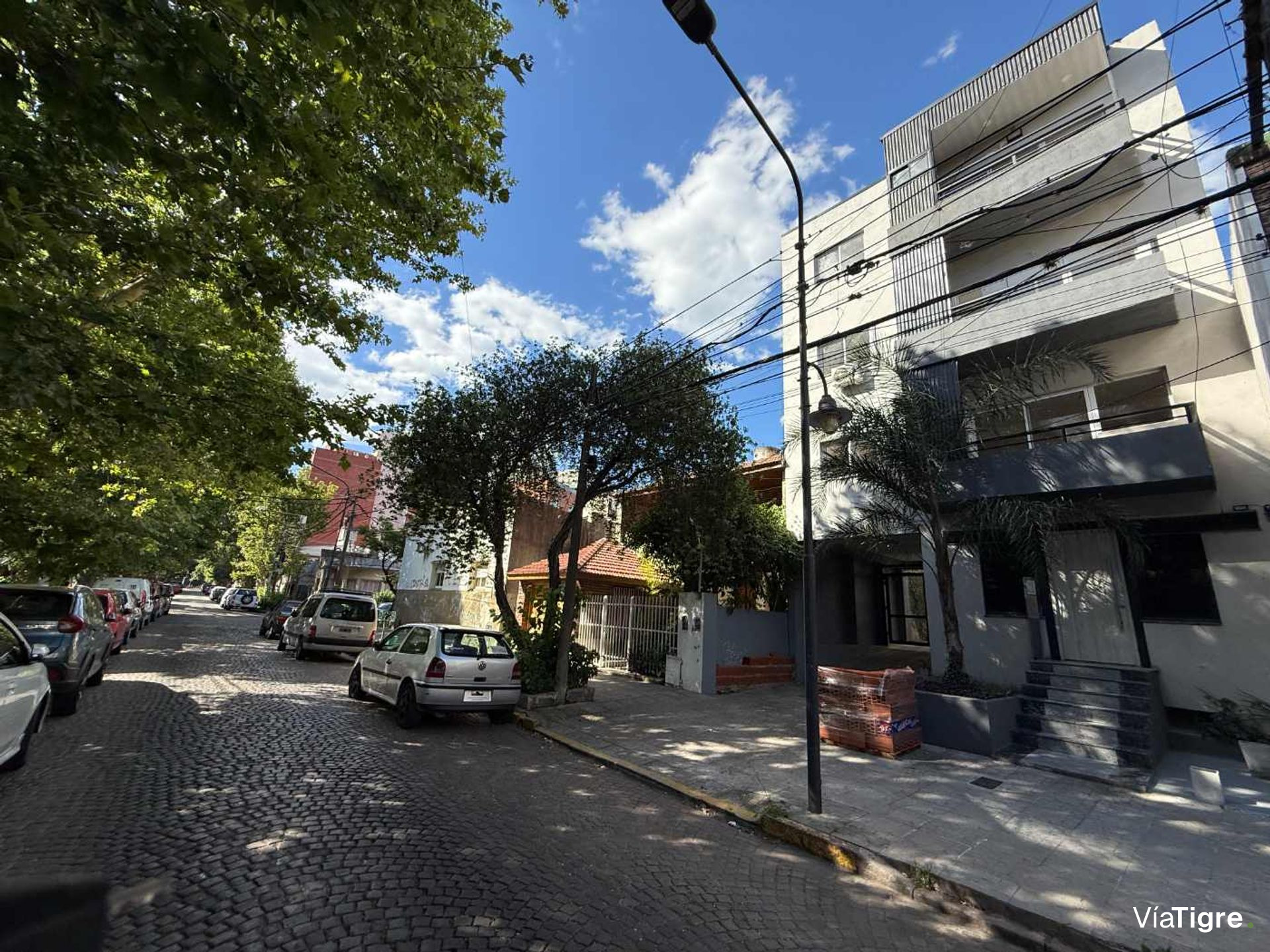 Departamento tres ambientes en venta