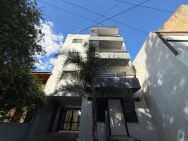 Three-room apartment for sale