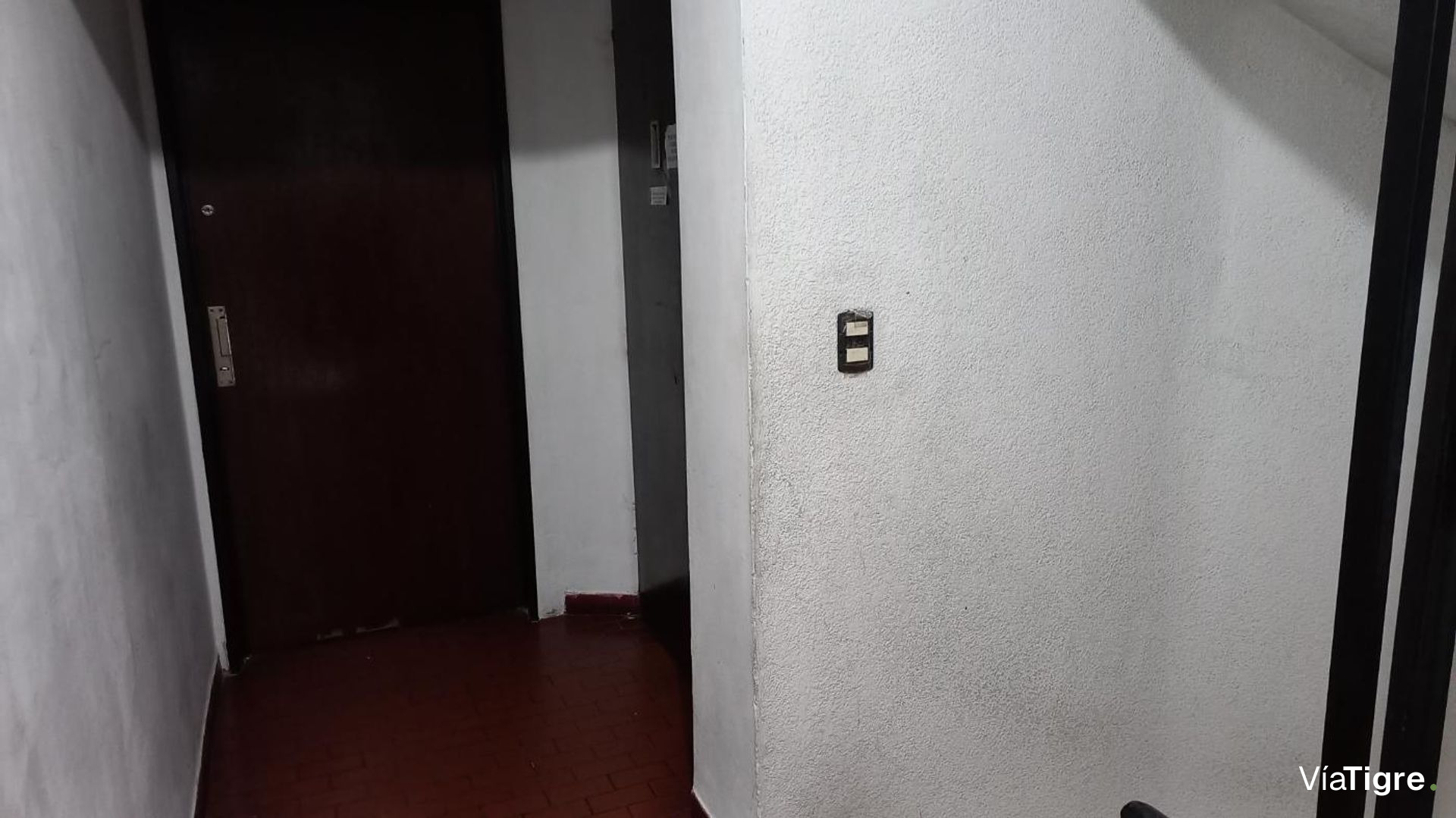 VENTA Depto. 3 Amb.+Escritorio 5º Piso Fte. Munro