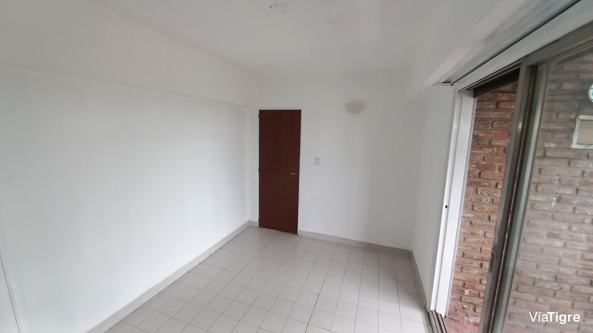 VENTA Depto. 3 Amb.+Escritorio 5º Piso Fte. Munro