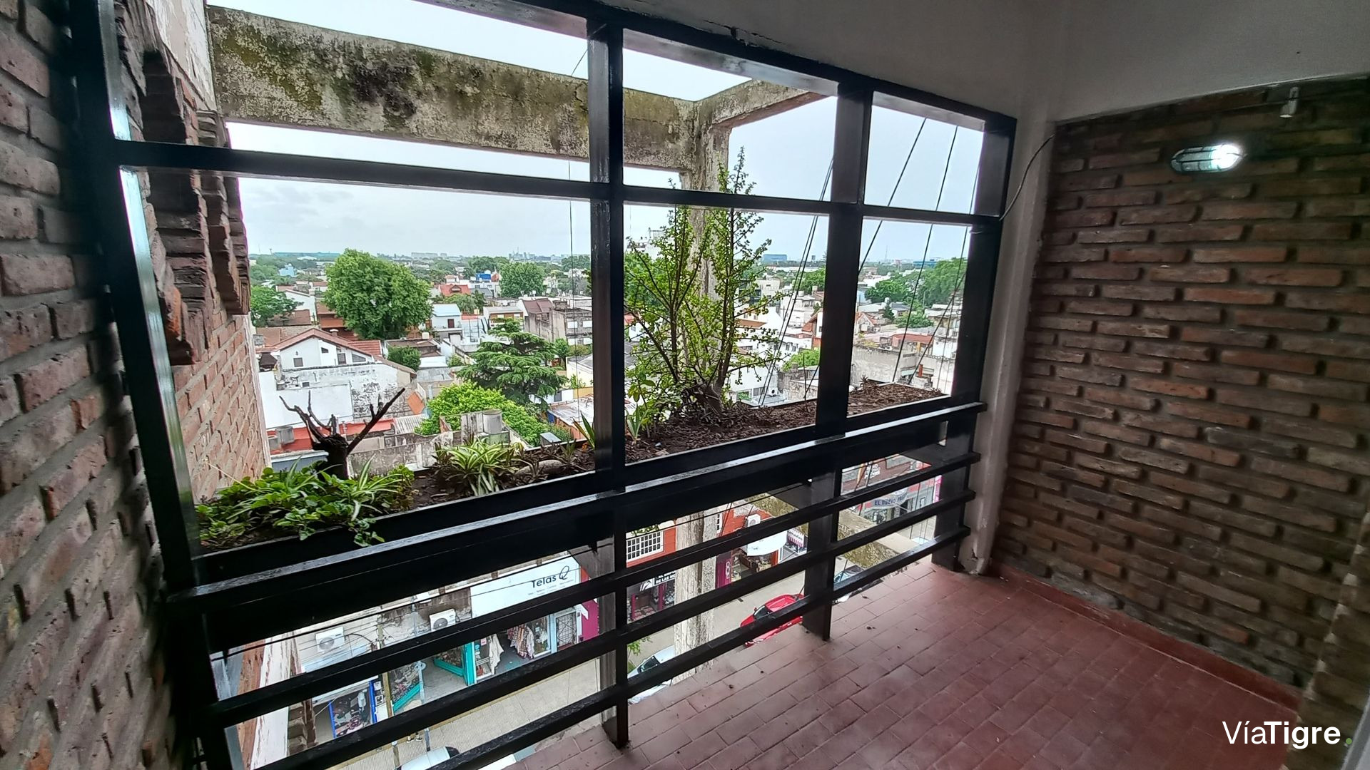 VENTA Depto. 3 Amb.+Escritorio 5º Piso Fte. Munro
