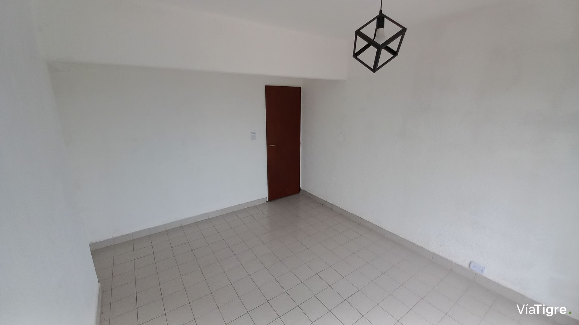 VENTA Depto. 3 Amb.+Escritorio 5º Piso Fte. Munro