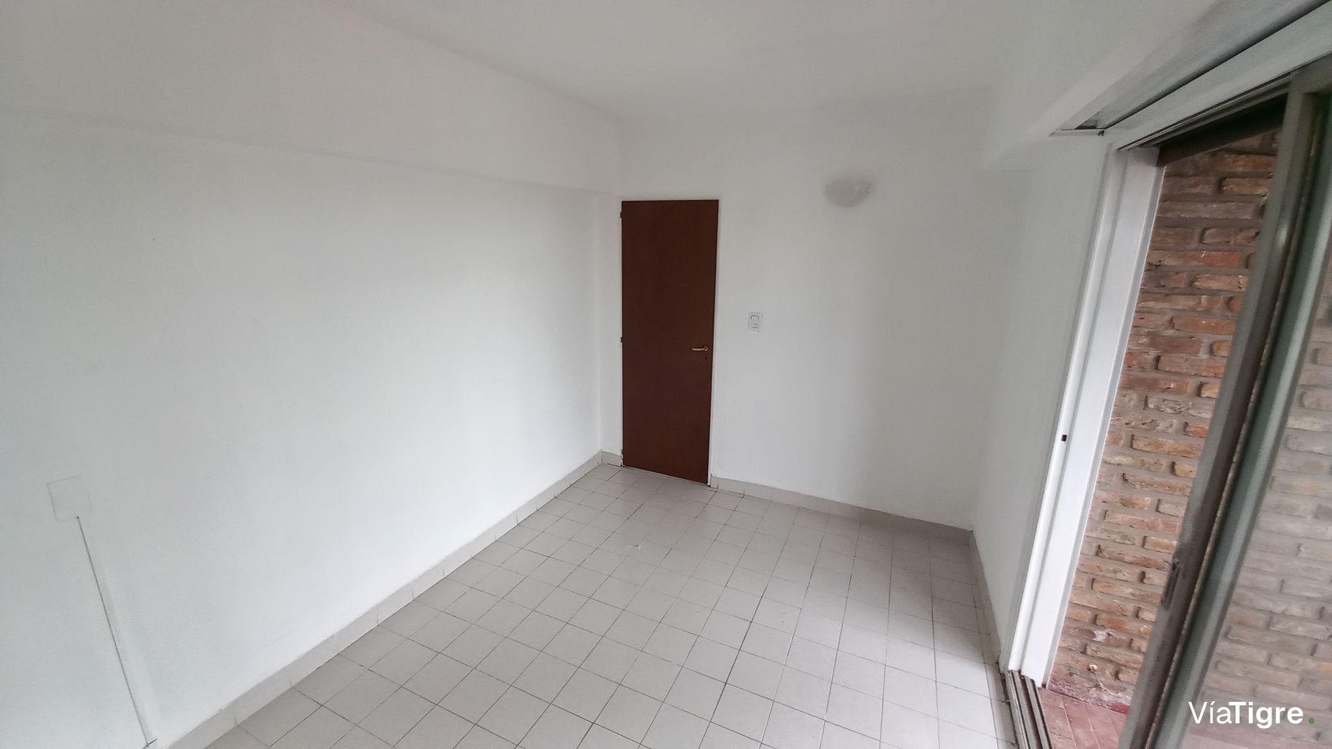 VENTA Depto. 3 Amb.+Escritorio 5º Piso Fte. Munro