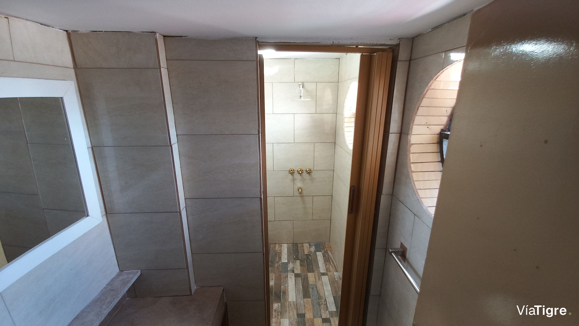 VENTA Depto. 3 Amb.+Escritorio 5º Piso Fte. Munro
