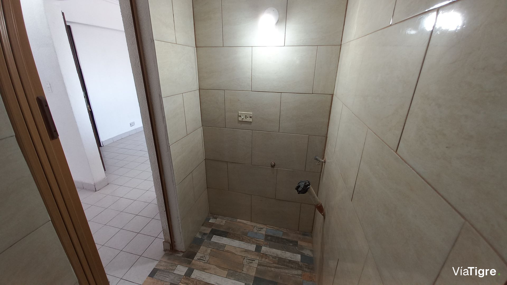 VENTA Depto. 3 Amb.+Escritorio 5º Piso Fte. Munro