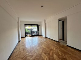 3-Room Apartment for Sale with Patio, San Fernando Center