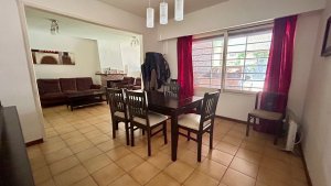 HOUSE FOR SALE OWN LOT 6 rooms POOL VICENTE LOPEZ