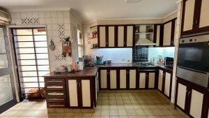 HOUSE FOR SALE OWN LOT 6 rooms POOL VICENTE LOPEZ