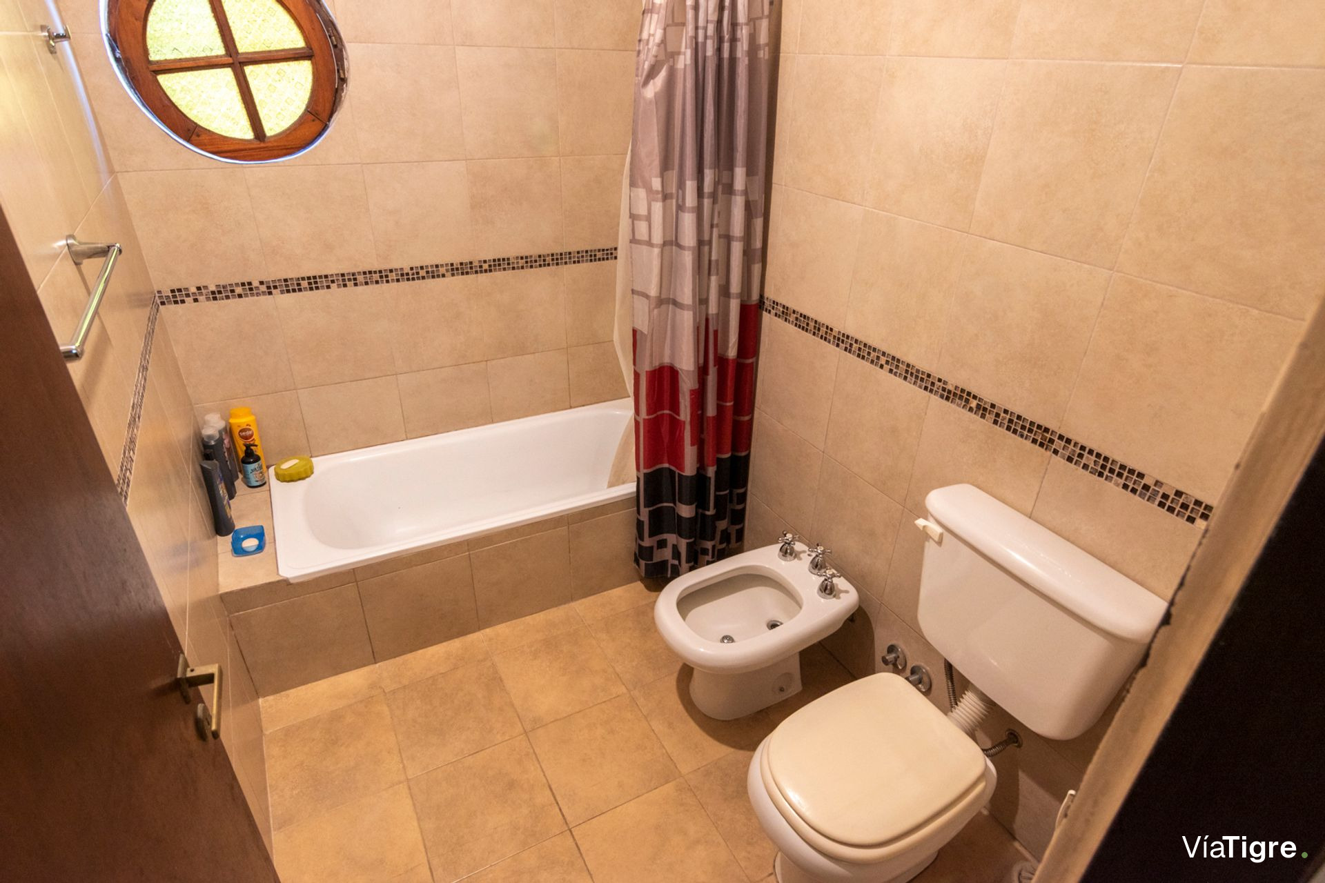 Dúplex 4 amb en Venta con jardín y pileta Olivos
