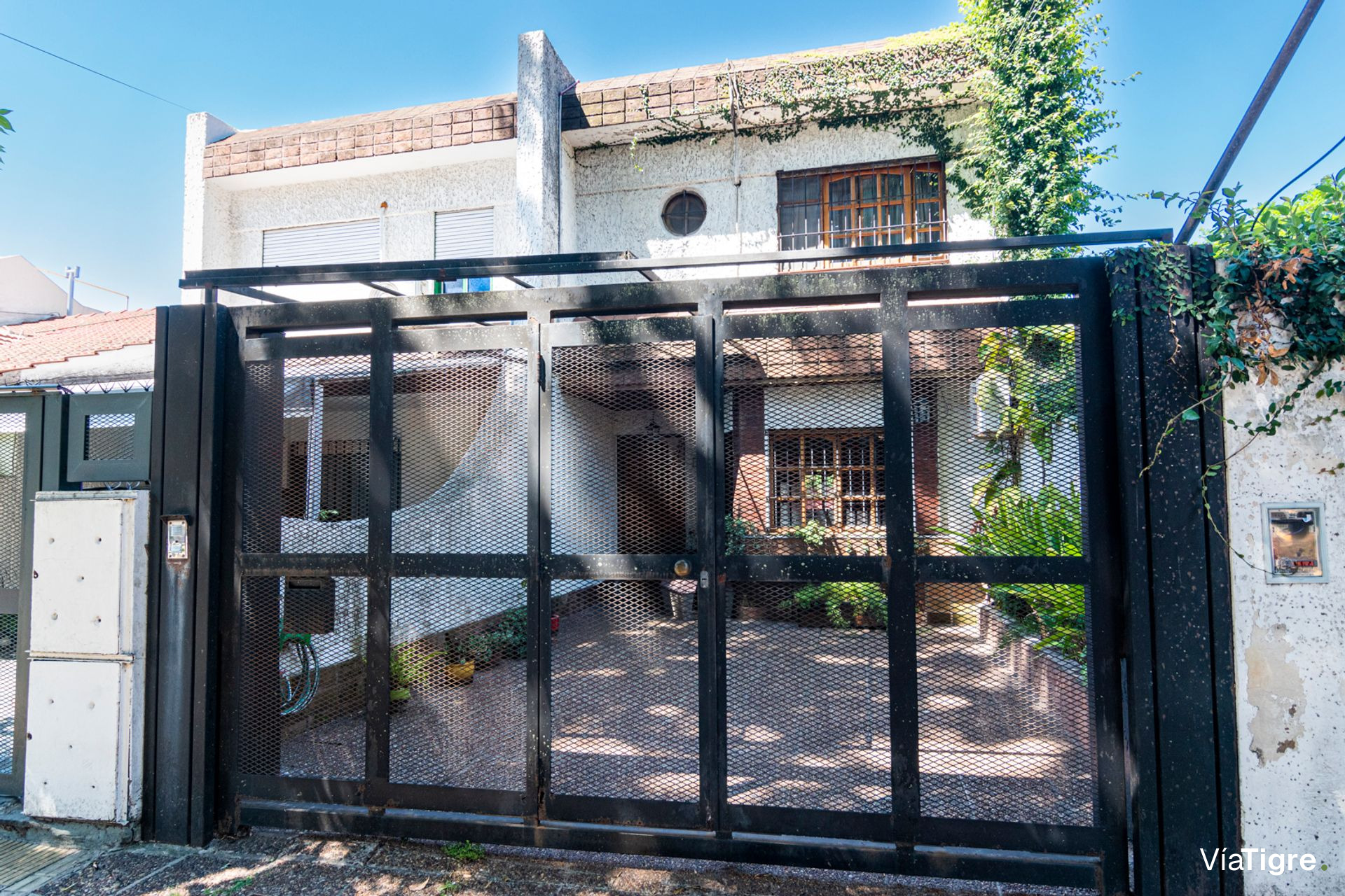 Dúplex 4 amb en Venta con jardín y pileta Olivos