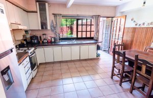 4-room duplex for sale with garden and pool in Olivos