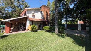 Benavidez House, Pool, Park, 3 Lots