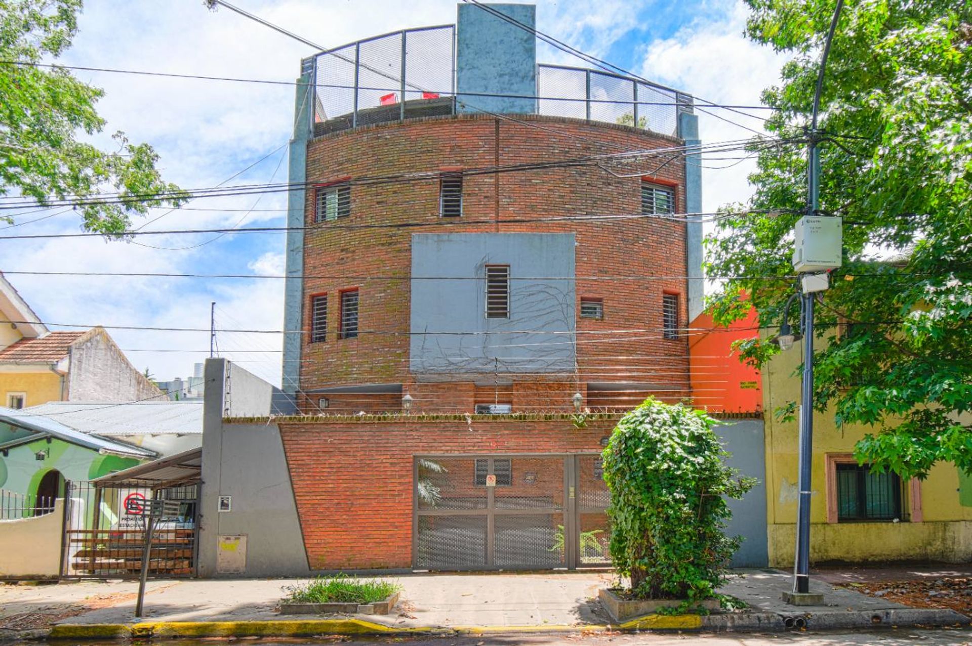 5 Ambientes parrilla pileta en Florida