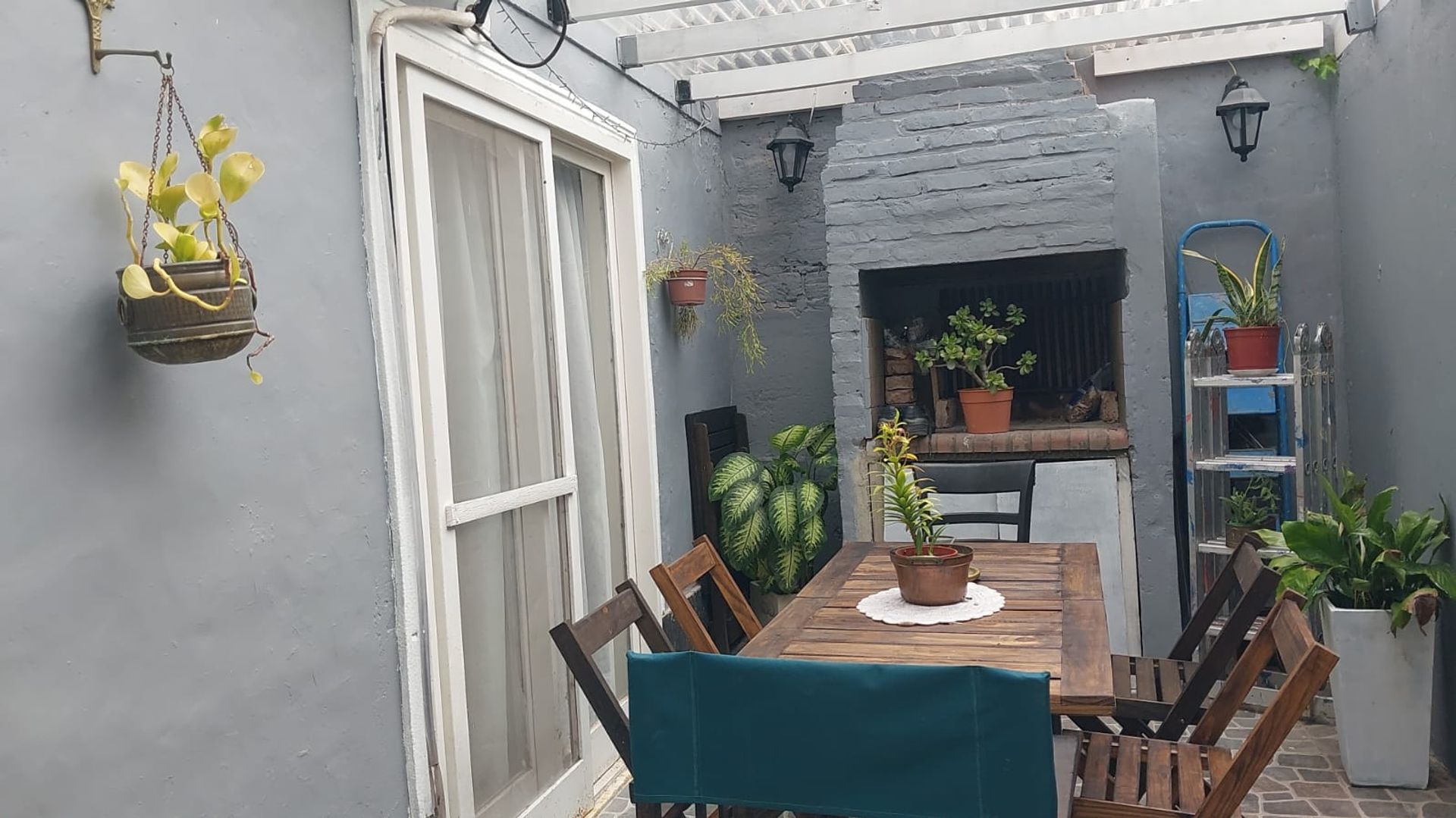 Excellent location. Apartment without fees