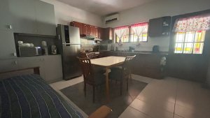 3-Room Triplex House for Sale with Garden and Terrace, Beccar