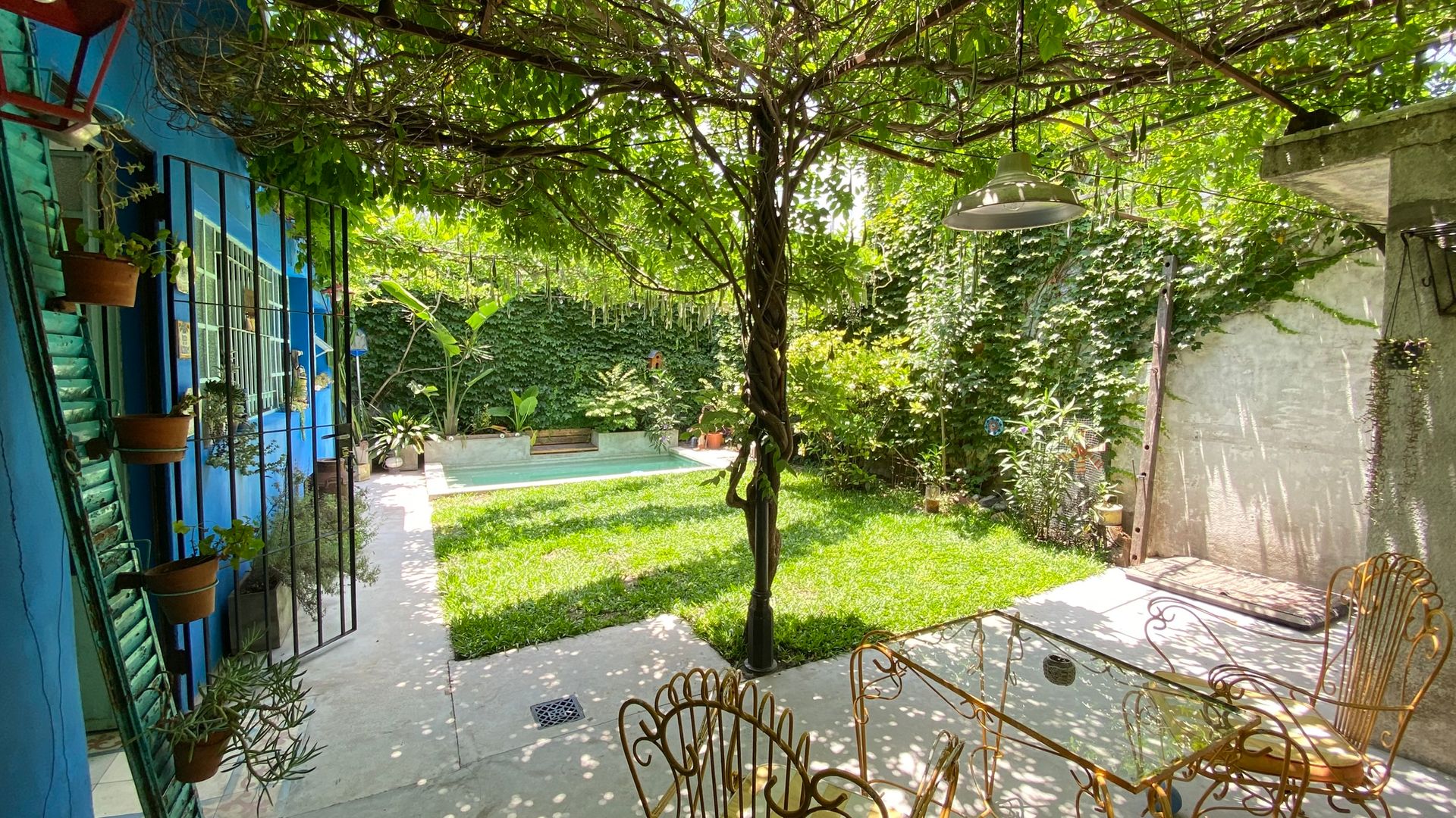 Casa en Venta-Martinez-5 Amb/Jardin/Pileta/Cochera