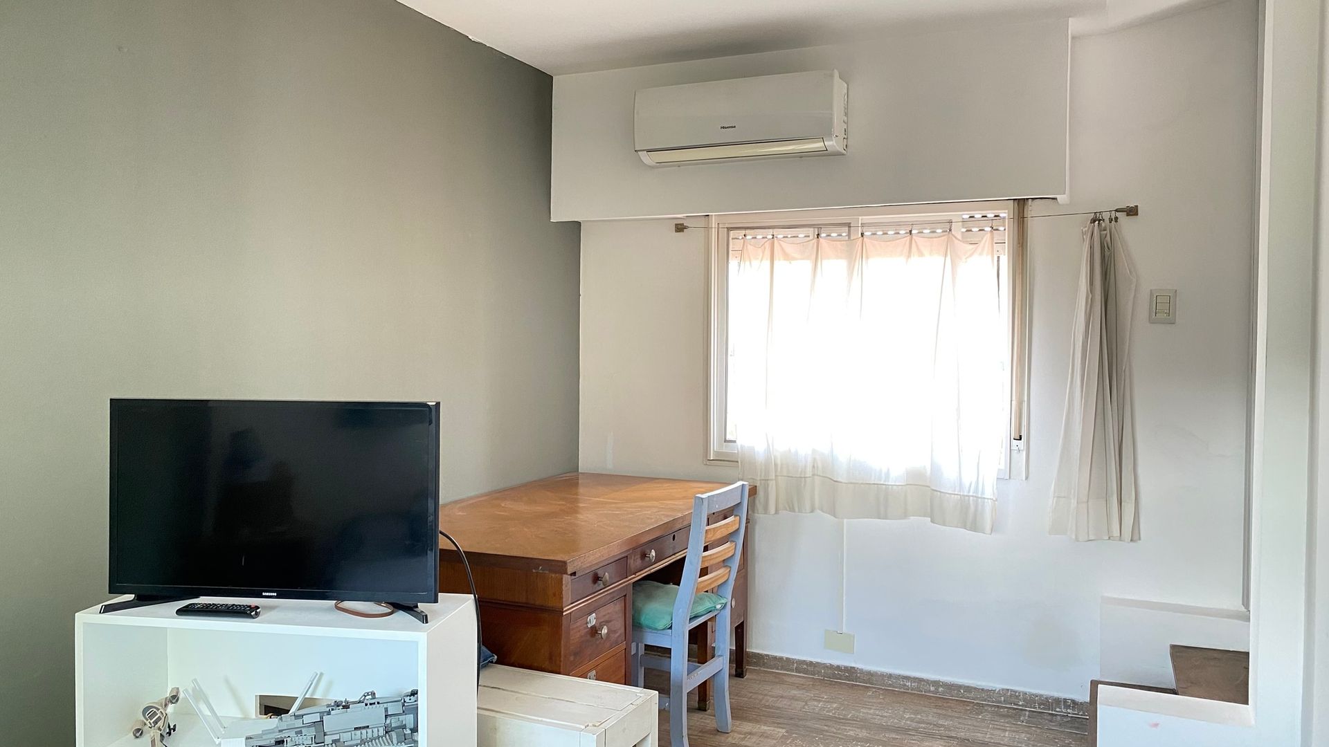 Casa en Venta-Martinez-5 Amb/Jardin/Pileta/Cochera