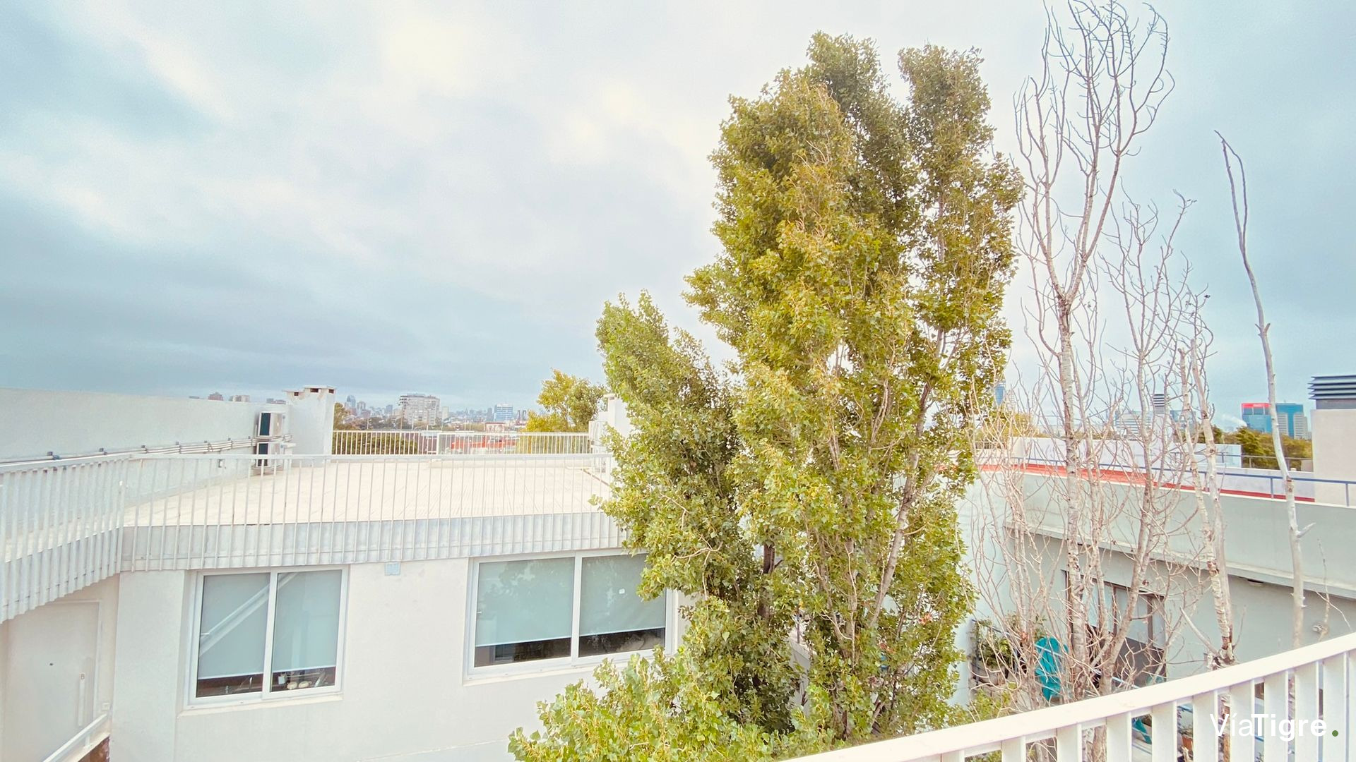Departamento en Venta-Florida 1 AMB.-c/cochera-A/E