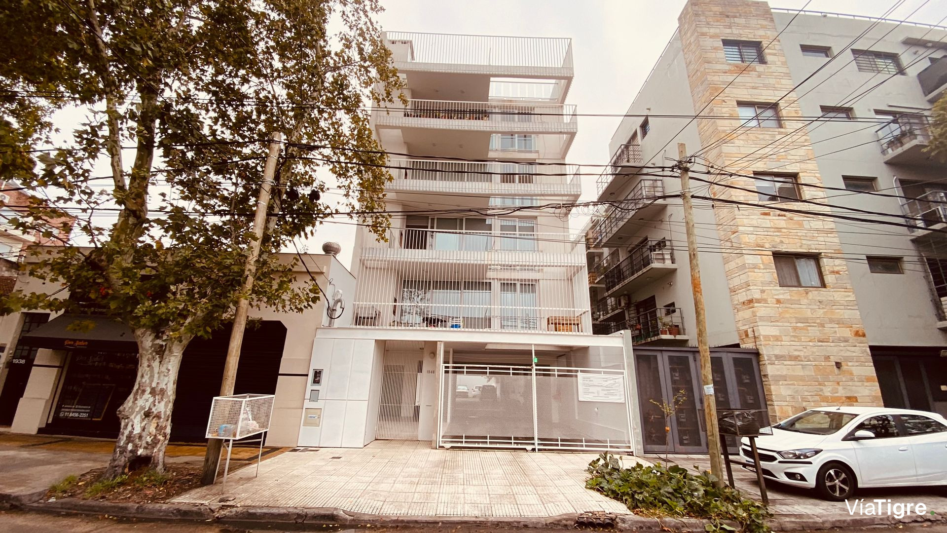 Departamento en Venta-Florida 1 AMB.-c/cochera-A/E
